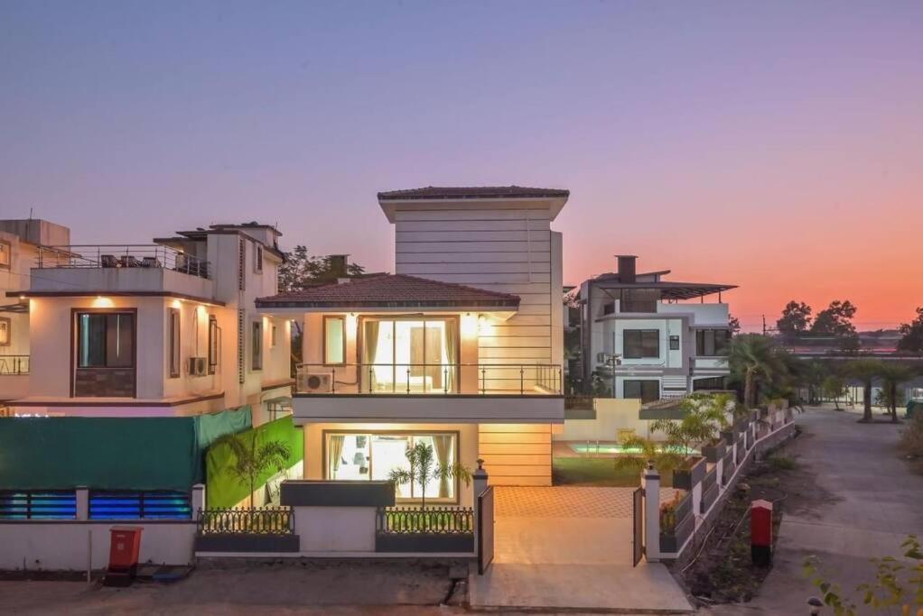 Royal Paradise Villa Lonavla Zewnętrze zdjęcie