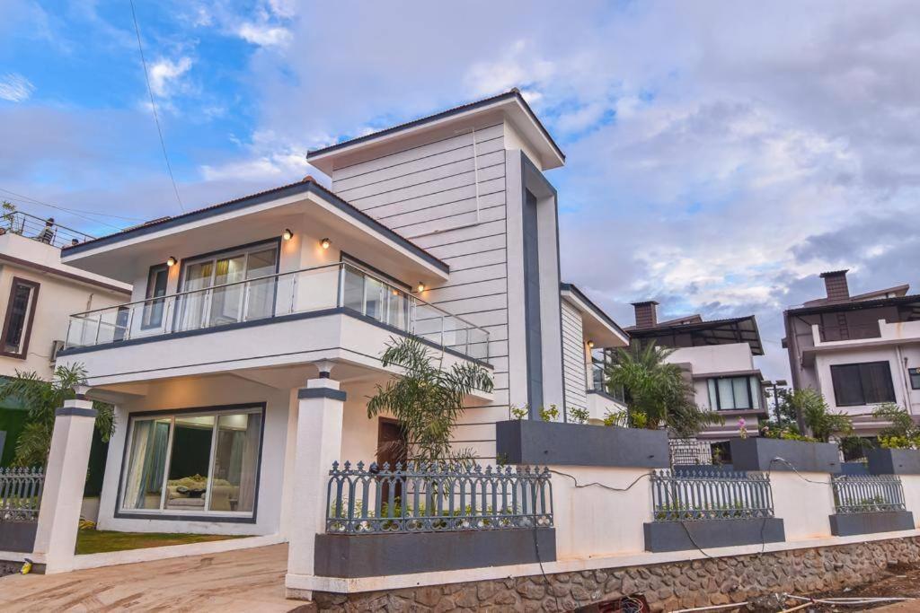 Royal Paradise Villa Lonavla Zewnętrze zdjęcie